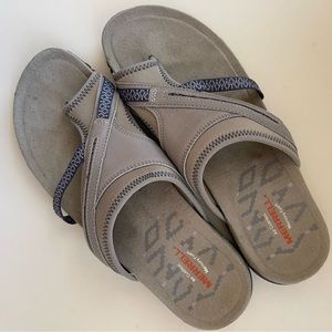 Grey/Blue Merrell Sandals | Women’s 9